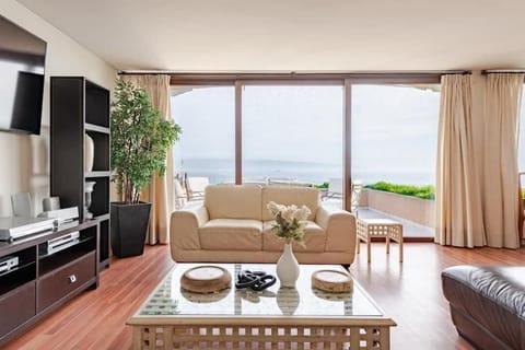 Apartment, Ocean View | Living area