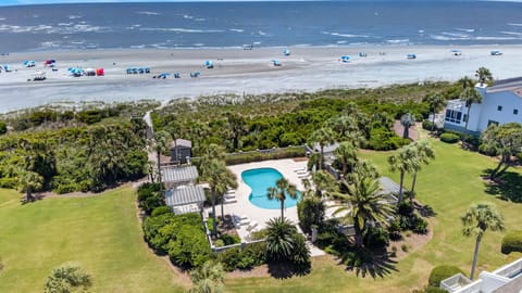 Beach Club villas pool | Oceans 22 | 22 Beach Club Villas, Wild Dunes | IOP Escapes