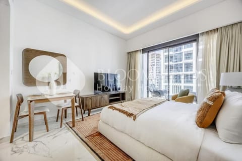 Apartment, Balcony | Iron/ironing board, WiFi (free)