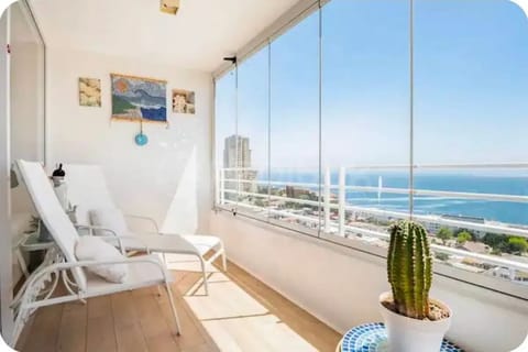Apartment, Balcony, Sea View | Interior