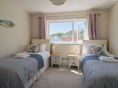3 bedrooms, WiFi (free), individually decorated, individually furnished