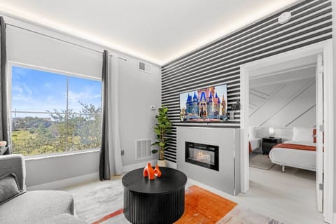 Communal lounge / TV room,Living Room