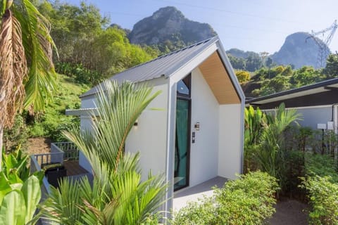 Double Room, 1 Queen Bed, Balcony, Mountain View | Exterior