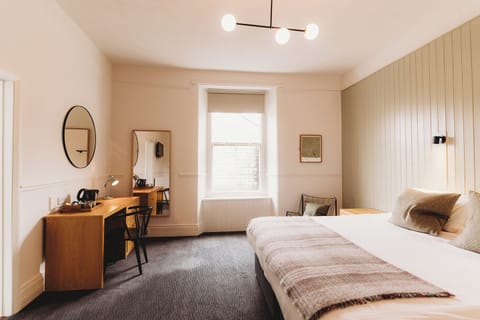 Double Room, 1 Double Bed | Desk, laptop workspace, iron/ironing board, free WiFi