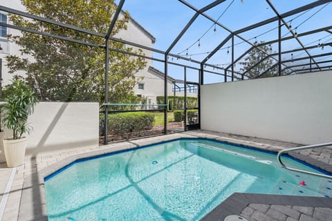 Private screened Pool for your own Florida oasis