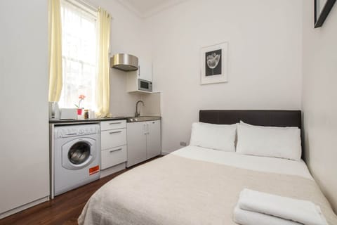 House | 1 bedroom