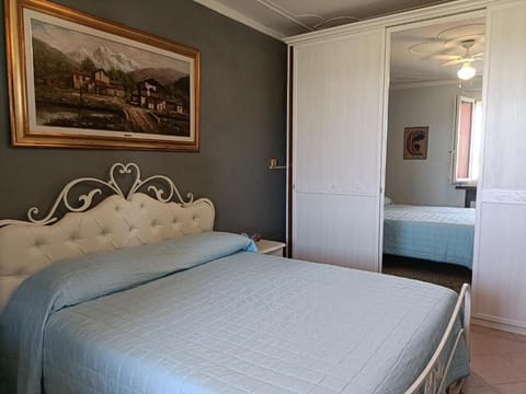 Apartment, Balcony, Courtyard View | WiFi (free)