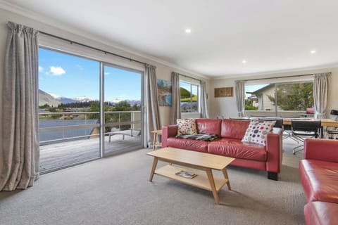 spacious open plan living
