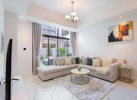 Family Villa, Garden View | Living area