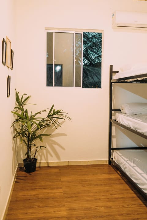 Shared Dormitory, Mixed Dorm | Blackout drapes, iron/ironing board (on request), WiFi (free)