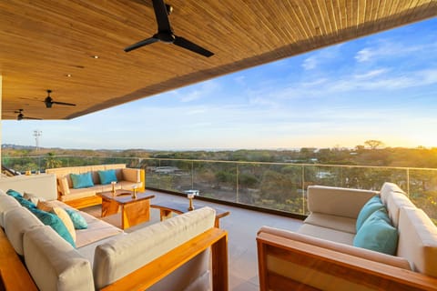Main House Outdoor Patio