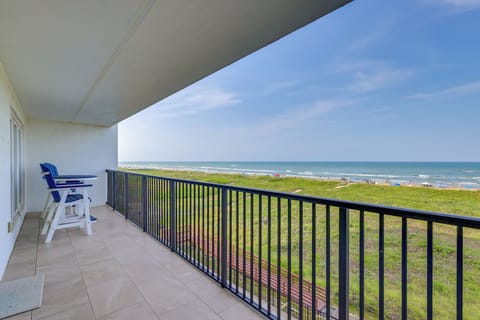 South Padre Island Vacation Rental | 3BR | 2.5BA | Step-Free Access