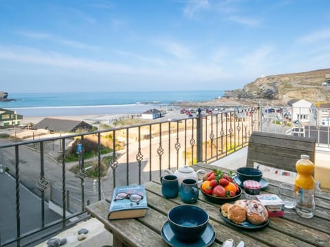 Enjoy a bird's eye view of the sea from this lovely property  - the perfect backdrop to breakfast