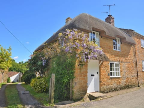 Looking towards the front of the cottage