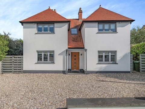 Stunning detached property with plenty of parking