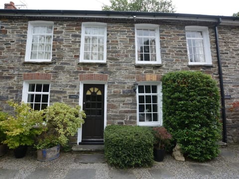 View to the courtyard cottage