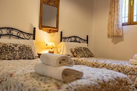 Apartamento Pinzón | Iron/ironing board, WiFi (free)
