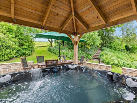 Your very own private hot tub