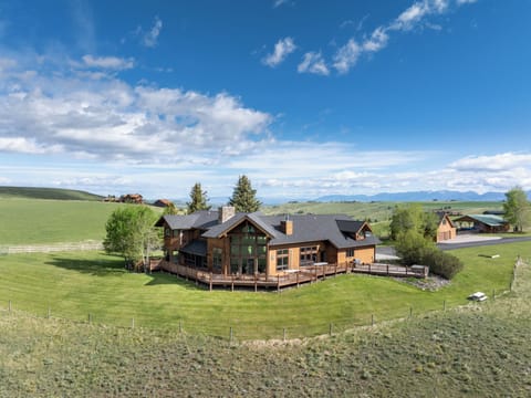 Welcome to Crazy Bear Ranch!