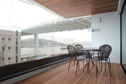 Standard Double Room, Balcony | WiFi (free), individually decorated, individually furnished