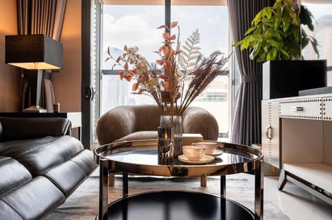 Apartment, 2 Bedrooms, Balcony | Living area
