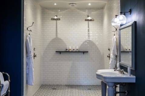 Signature Double Room | Bathroom | Free toiletries, hair dryer, bathrobes, slippers