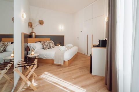 Deluxe Double Room | In-room safe, desk, laptop workspace, blackout drapes
