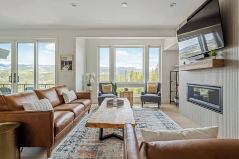Beautiful mountain view from the main floor living room. 
