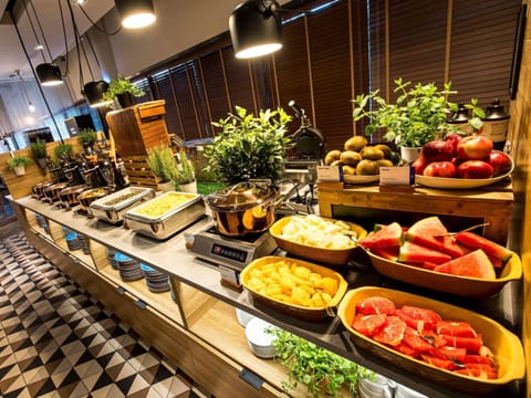 Daily continental breakfast for a fee