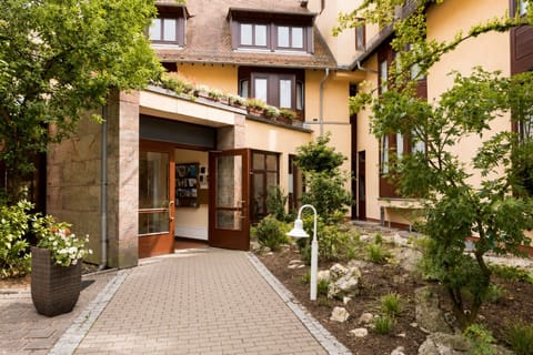 Hotel Exterior [summer]