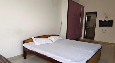 Room, 1 Double Bed | WiFi (free)
