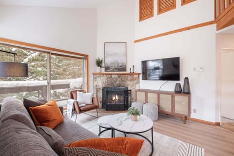Living area: Wood burning fireplace