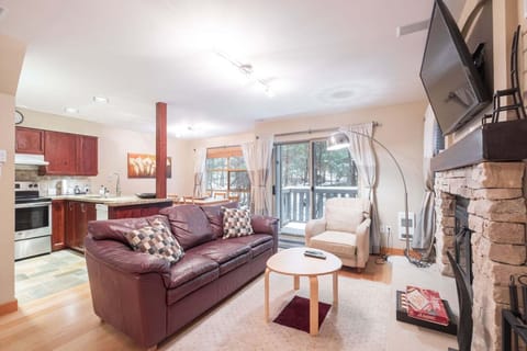 Living area: Wood burning fireplace