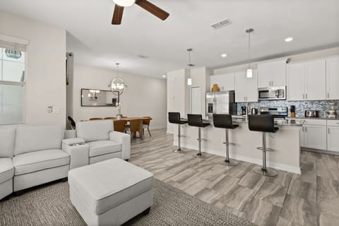 3071GatsbyStreet(1)