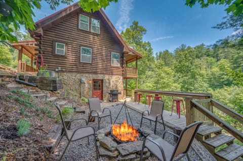 Welcome to the River Cabin!