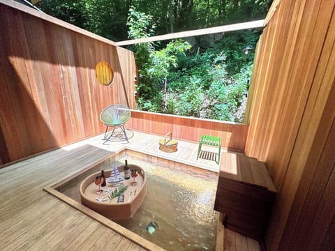 Hinoki Spa | Private spa tub