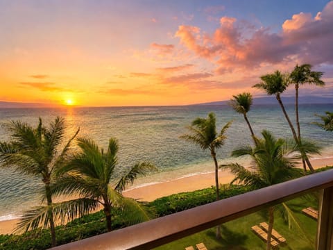 Enjoy stunning Pacific Ocean sunsets from the peaceful lanai MAH-502