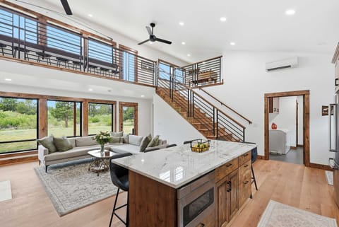 House, Multiple Beds (Big Sunsets on LD) | Interior