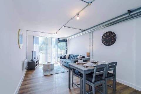 Share meals and enjoy the bright open-plan dining area, with seating for four and a stylish modern feel.