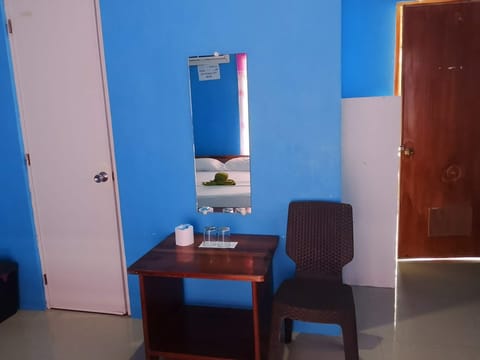Basic Double Room, Balcony, Beach View | Bed sheets