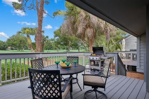 Fire up the grill and soak in the fairway views