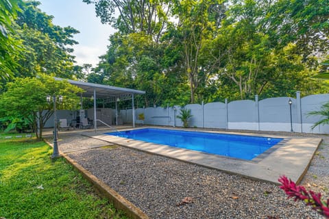 Private pool
