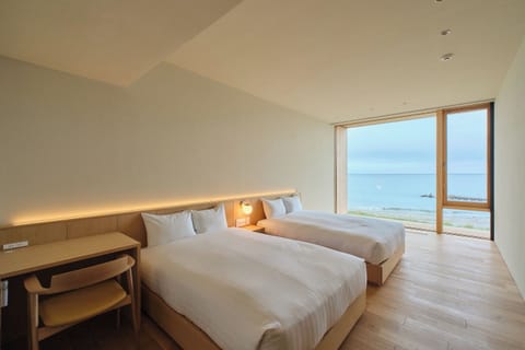 Panoramic Villa, Ocean View | Premium bedding, desk, laptop workspace, WiFi (free)