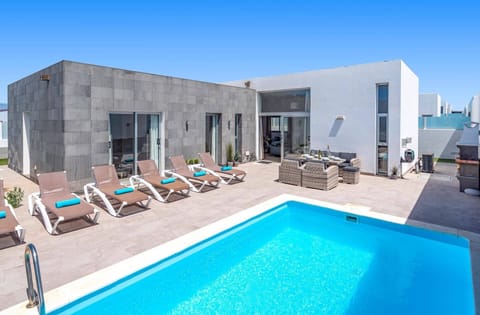 Villa Casa Ryannah image