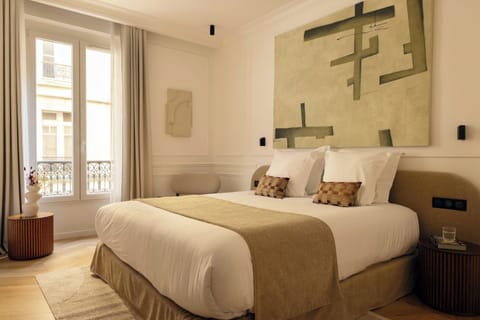 Apartment | 4 bedrooms, laptop workspace, iron/ironing board, bed sheets
