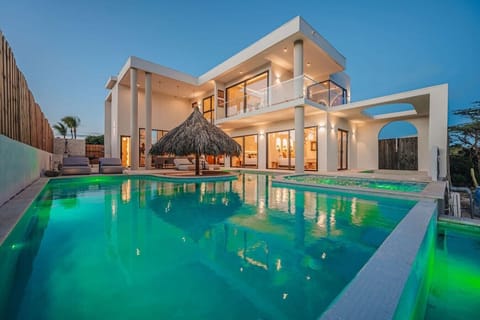 Welcome to Alma, by AtMonchi Luxury and Boutique Villas