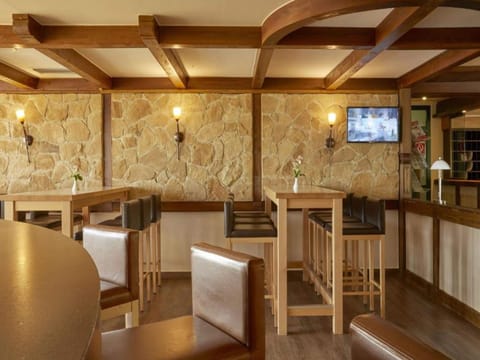 House | Dining