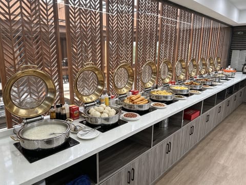 Free daily local cuisine breakfast