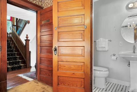 Room | Bathroom | Towels