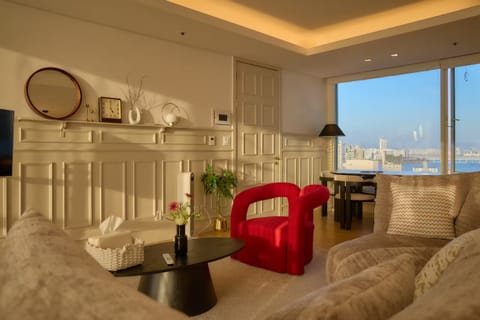 COEX Skyline Penthouse | 10 Guests | 4BR | Living area